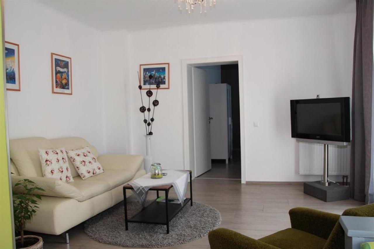 Ferienwohnung Grete Merzig Buitenkant foto