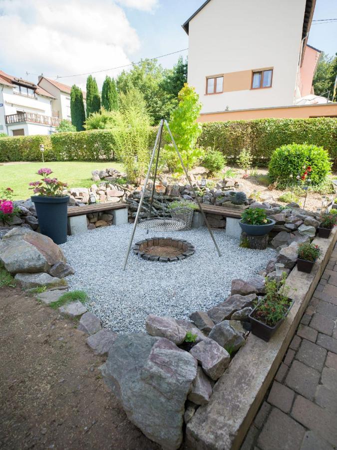 Ferienwohnung Grete Merzig Buitenkant foto
