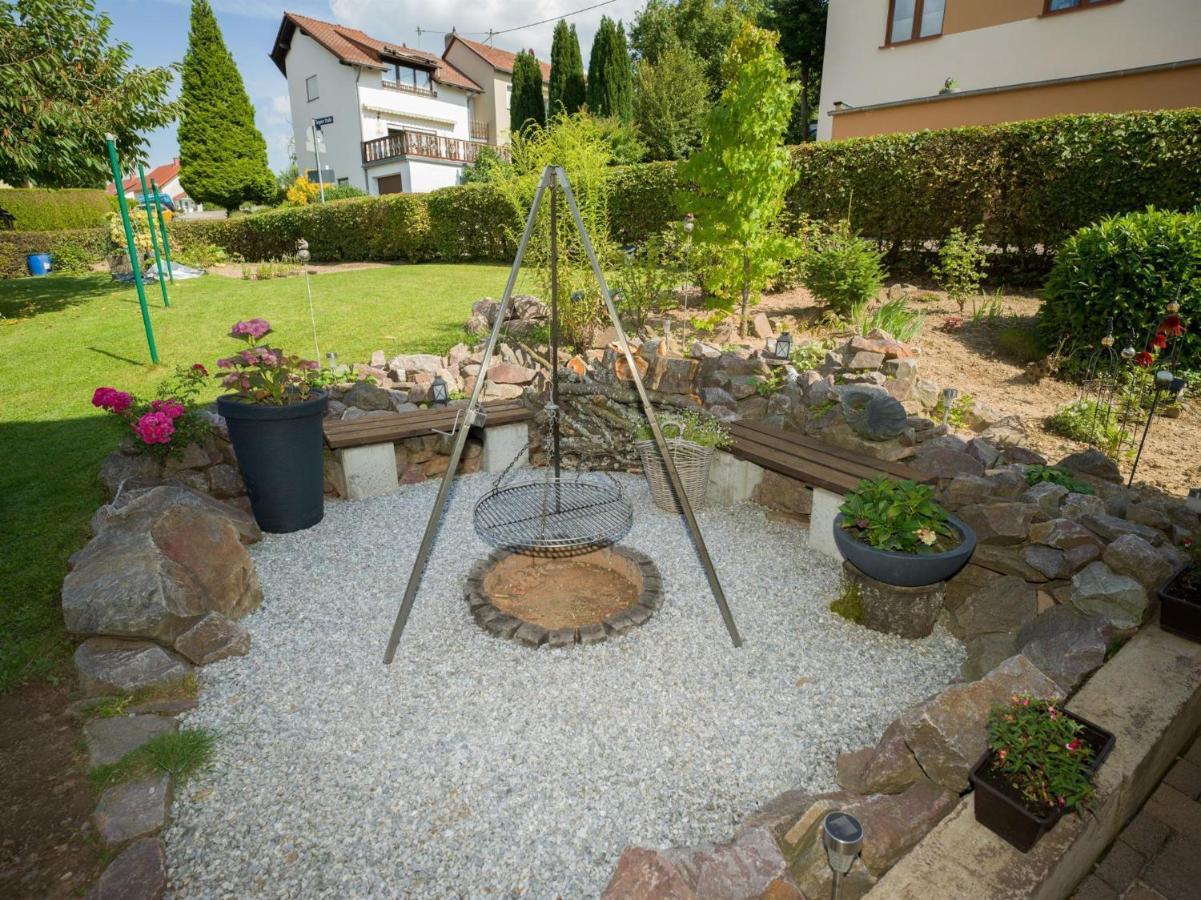 Ferienwohnung Grete Merzig Buitenkant foto
